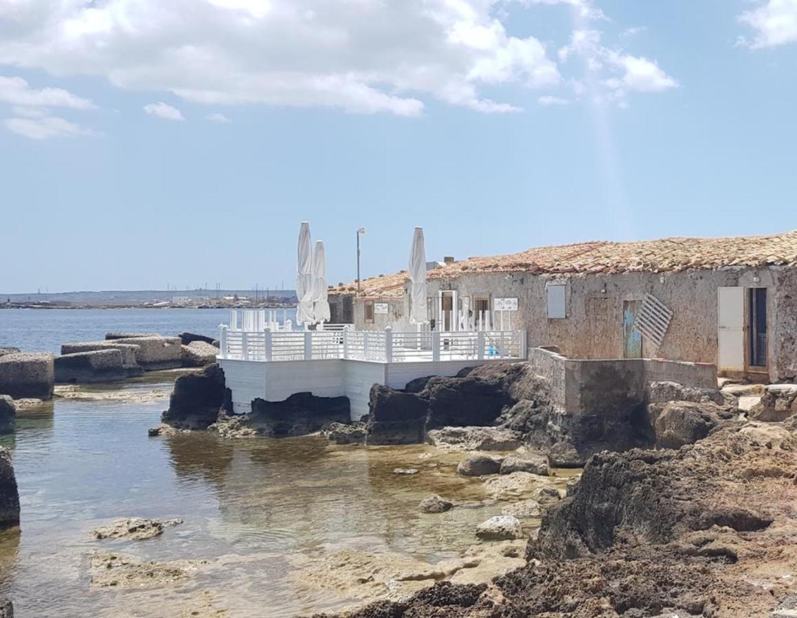 La Casa Sulla Spiaggia Marzamemi Extérieur photo