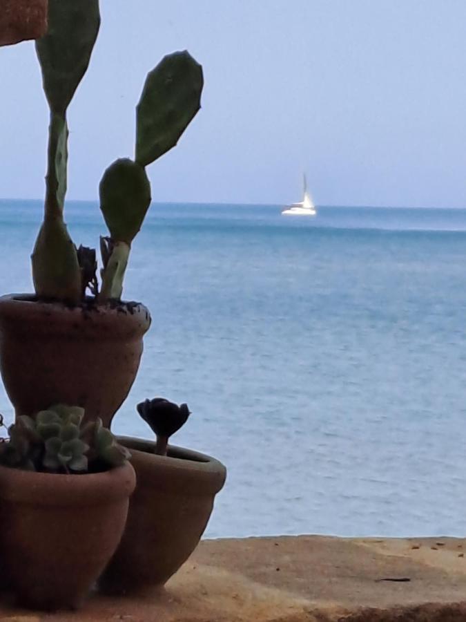 La Casa Sulla Spiaggia Marzamemi Extérieur photo